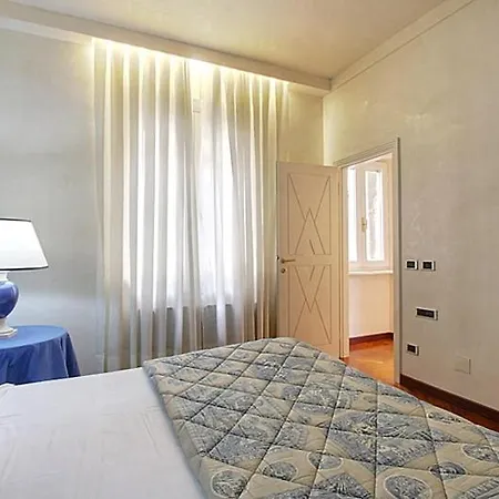Ponte Vecchio Apartamento *